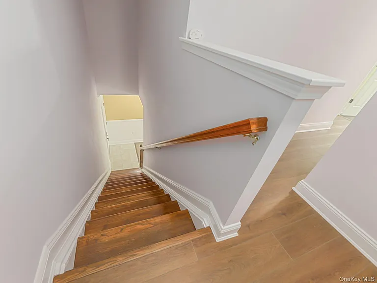 1115 Balsam Dr — Photo 19