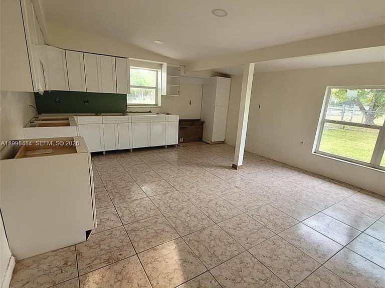 26925 SW 145th Ave — Photo 17
