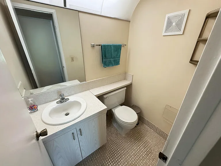 4075 Cornwall #D — Photo 8