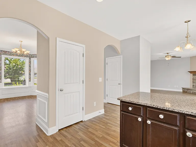 793 Silver Pines Ln — Photo 13