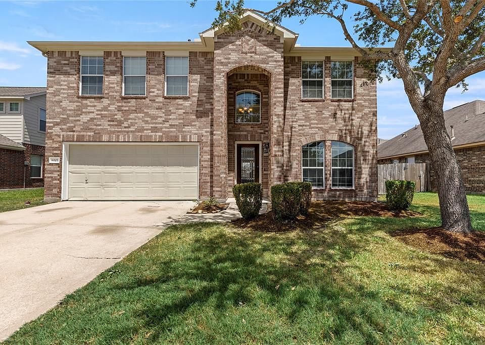 1st image of 6301 Larrycrest Dr