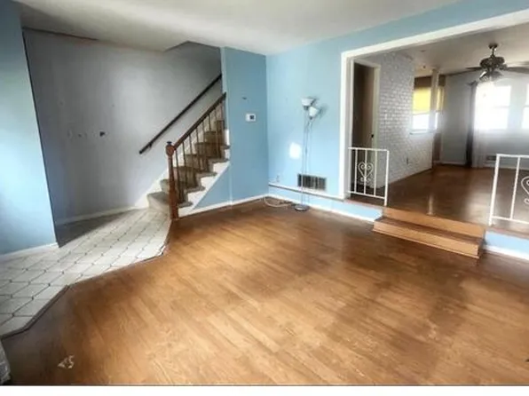 8259 Del Haven Rd, Dundalk, MD 21222