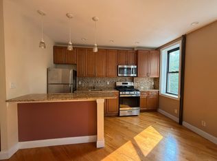 35-01 34th St #F2, Astoria, NY 11106