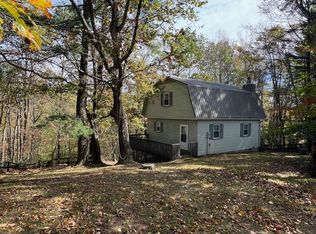 107 Fox Glen Rd, Fancy Gap, VA 24328