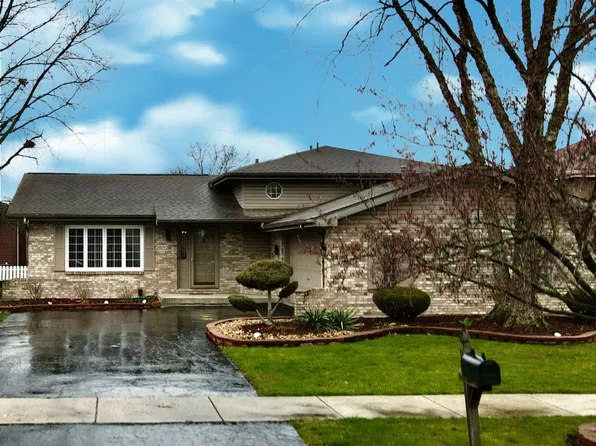 20132 Catalpa Ave, Lynwood, IL 60411