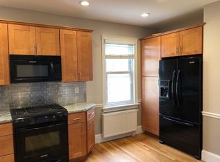 1177 Smith St FL 2ND, Providence, RI 02908