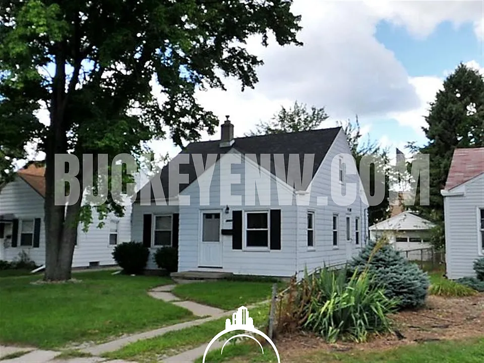 4113 Vogel Dr