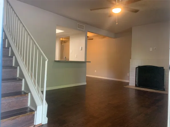 766 Memorial Mews St APT B, Houston, TX 77079