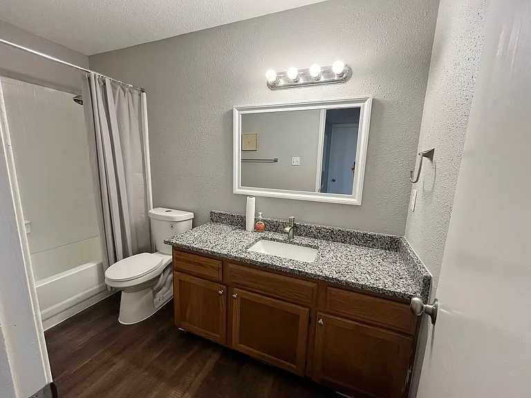 9700 Leawood Blvd — Photo 9
