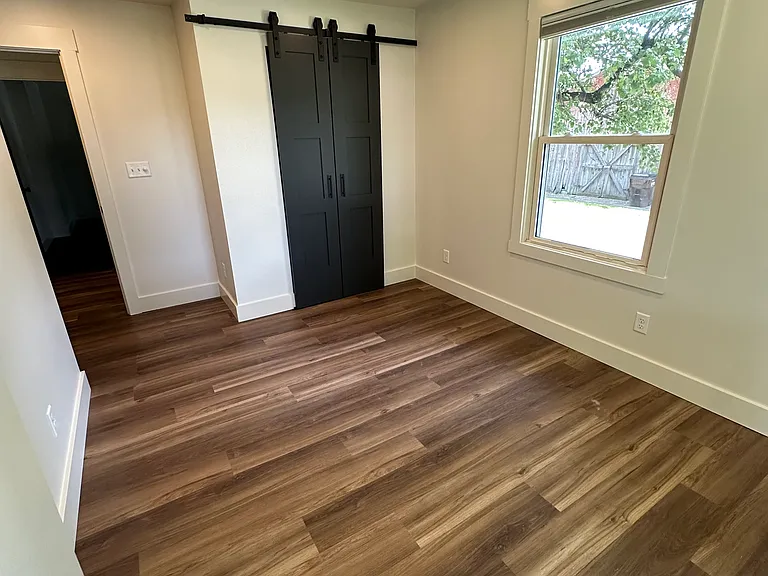 750 West St — Photo 9