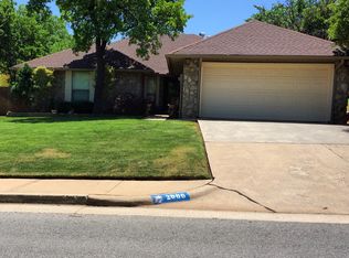 2000 Rosedale Dr, Edmond, OK 73013