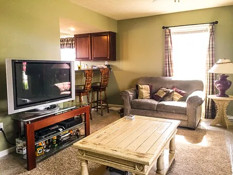 3810 E Cobble Creek Dr — Photo 3