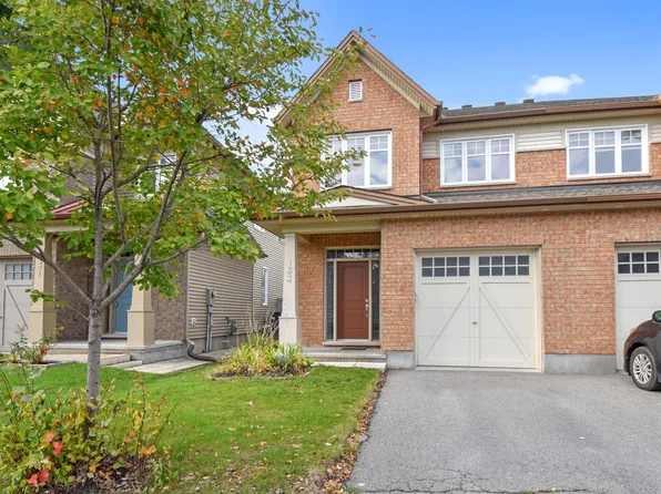 133 Highbury Park Dr #1, Ottawa, ON K2J 5Y1