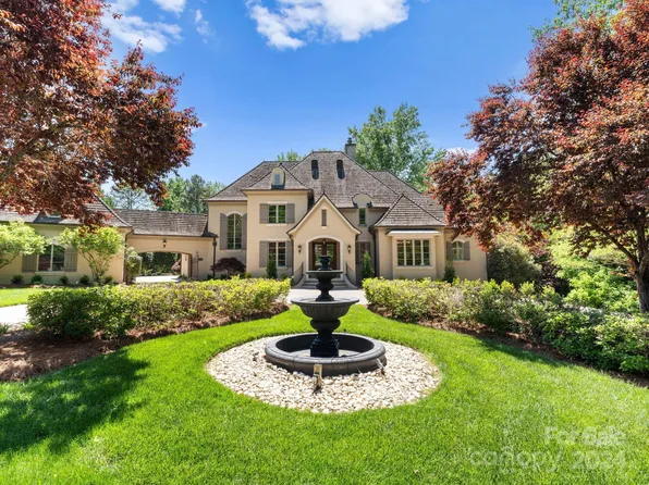 1816 Craigmore Dr, Charlotte, NC 28226