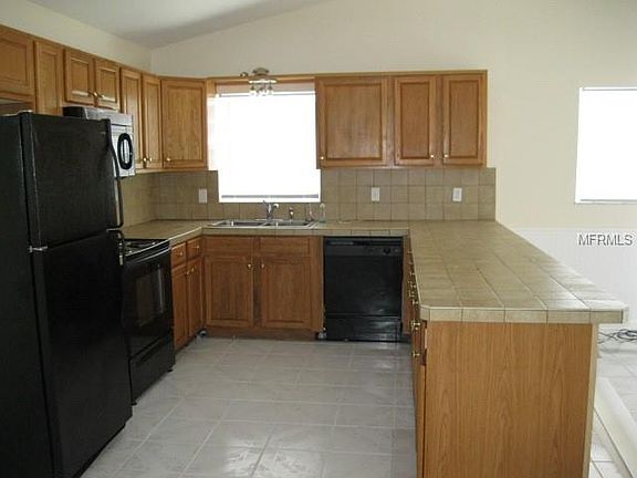 4th image of 3071 E Windchime Cir