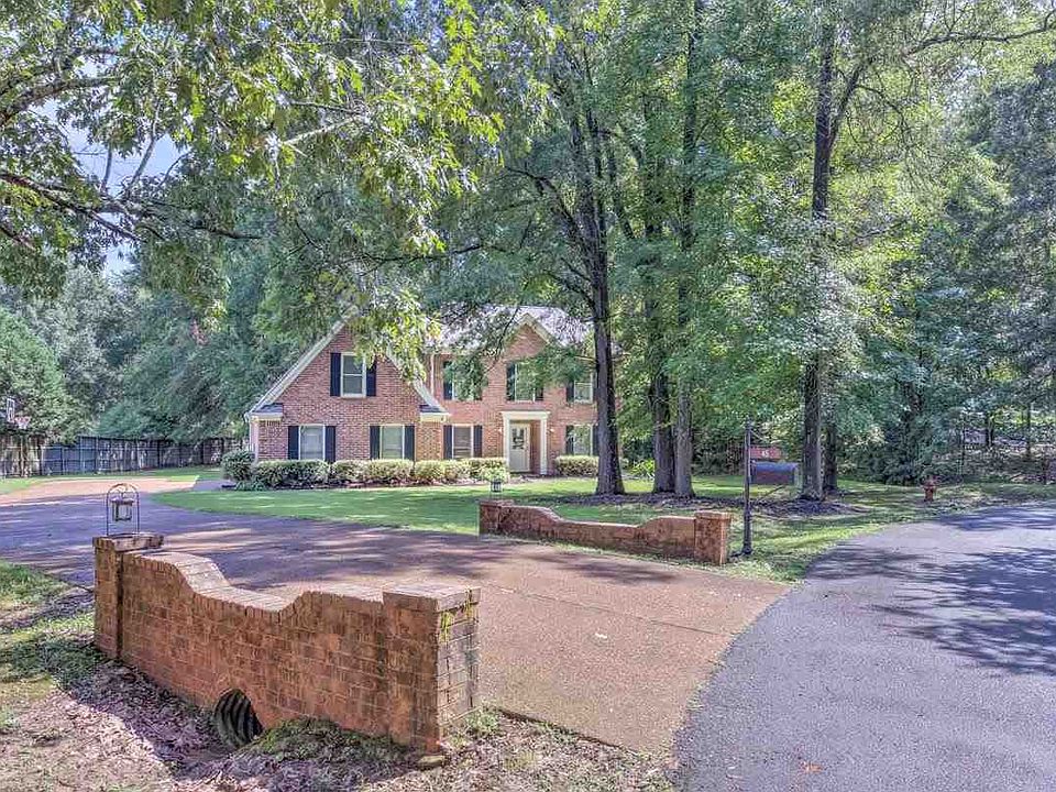1st image of 45 Shady Oaks Cv