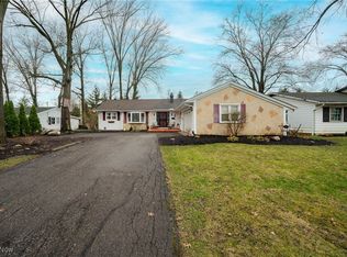 436 High Meadow Rd, Amherst, OH 44001