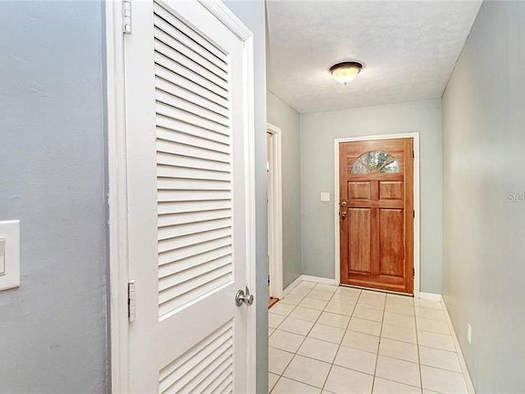3rd image of 119 Ashbrook Dr