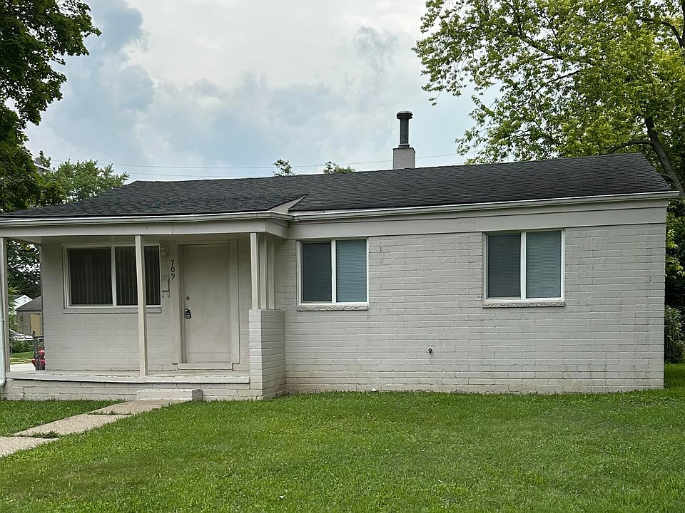 1st image of 709 Calder Ave