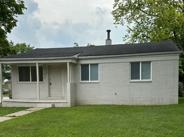 709 Calder Ave, Ypsilanti, MI 48198