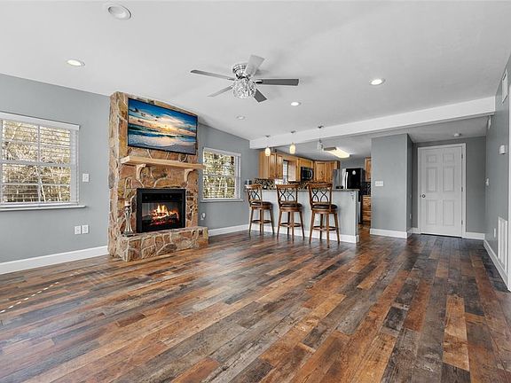 5th image of 3130 SW 86th Way