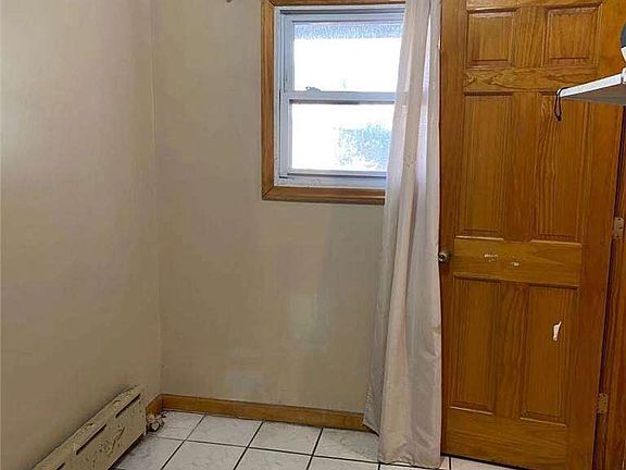 4th image of 8011 161st St