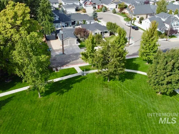 1303 N Ethridge Ln, Boise, ID 83704