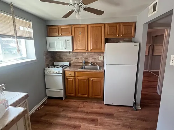 7837 Dungan Rd, Philadelphia, PA