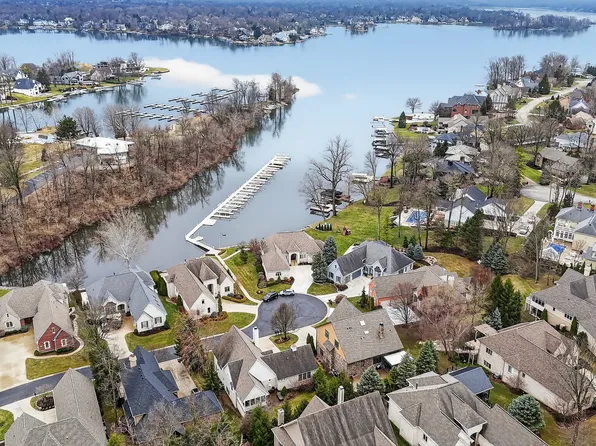 12036 Sail Place Dr, Indianapolis, IN 46256