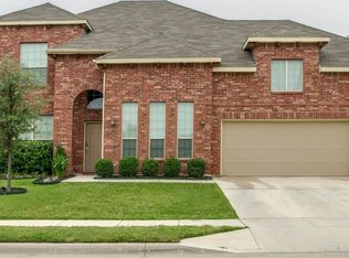 9905 Fox Hill Dr, Fort Worth, TX 76131