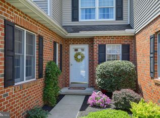 3 Spring Hill Ln, Mountville, PA 17554