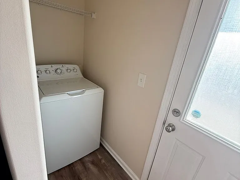 248 Fern Ridge Ct — Photo 5