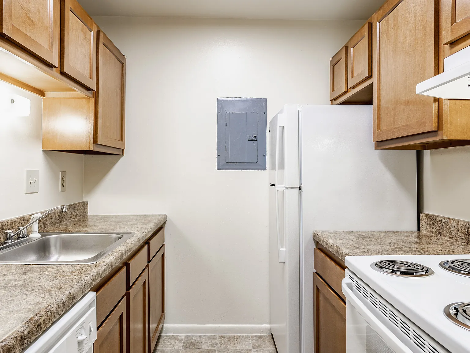 Bavarian Village Apartments — Photo 3