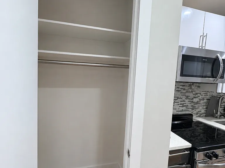82-06 Roosevelt Ave #3R — Photo 13
