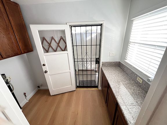 4th image of 234 N Broadmoor Ave