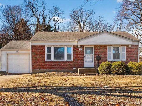 1415 Gahan Dr, Florissant, MO 63031