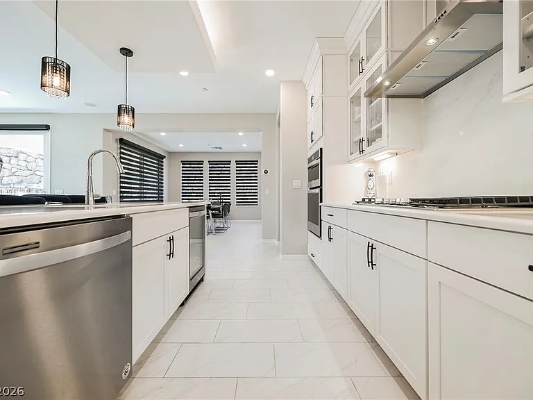 23 Cliffwater St — Photo 20