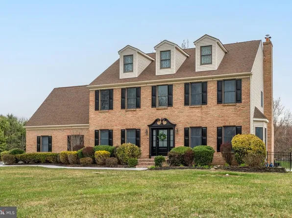 19 Sweet Briar Ct, Mullica Hill, NJ 08062