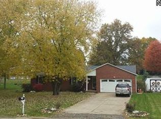5593 Choctaw St NW, North Canton, OH 44720