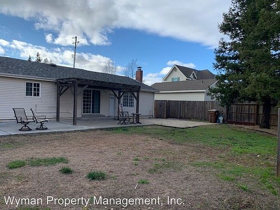 2nd image of 4092 Jefferson St