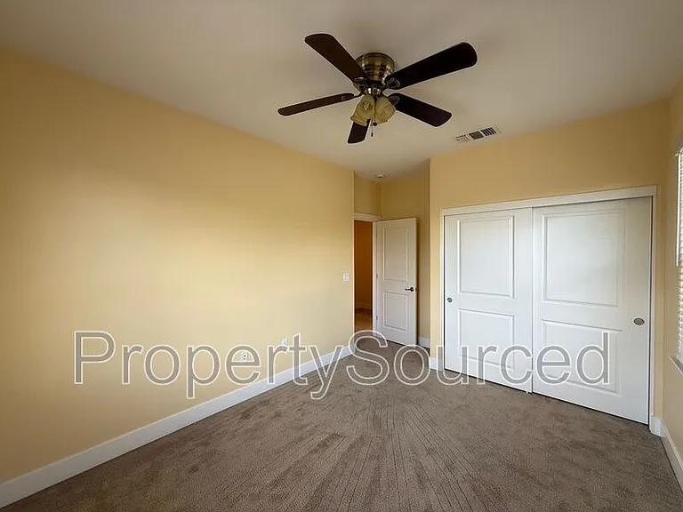 18517 Admiral Way — Photo 35
