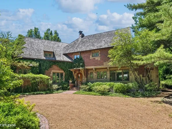 666 Rice St, Highland Park, IL 60035