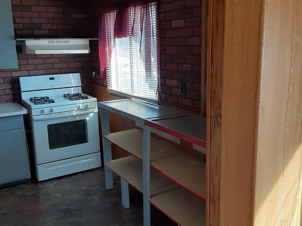 200 N Pine St Pana, IL, 62557 Apartments for Rent Zillow