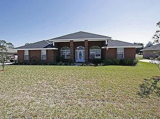 15653 Moss Hollow Dr, Jacksonville, FL 32218