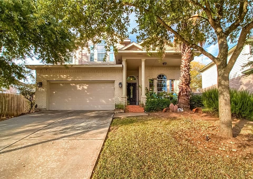 1st image of 2624 Lynnbrook Dr