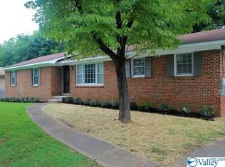 4609 Rutledge Dr NW, Huntsville, AL 35816