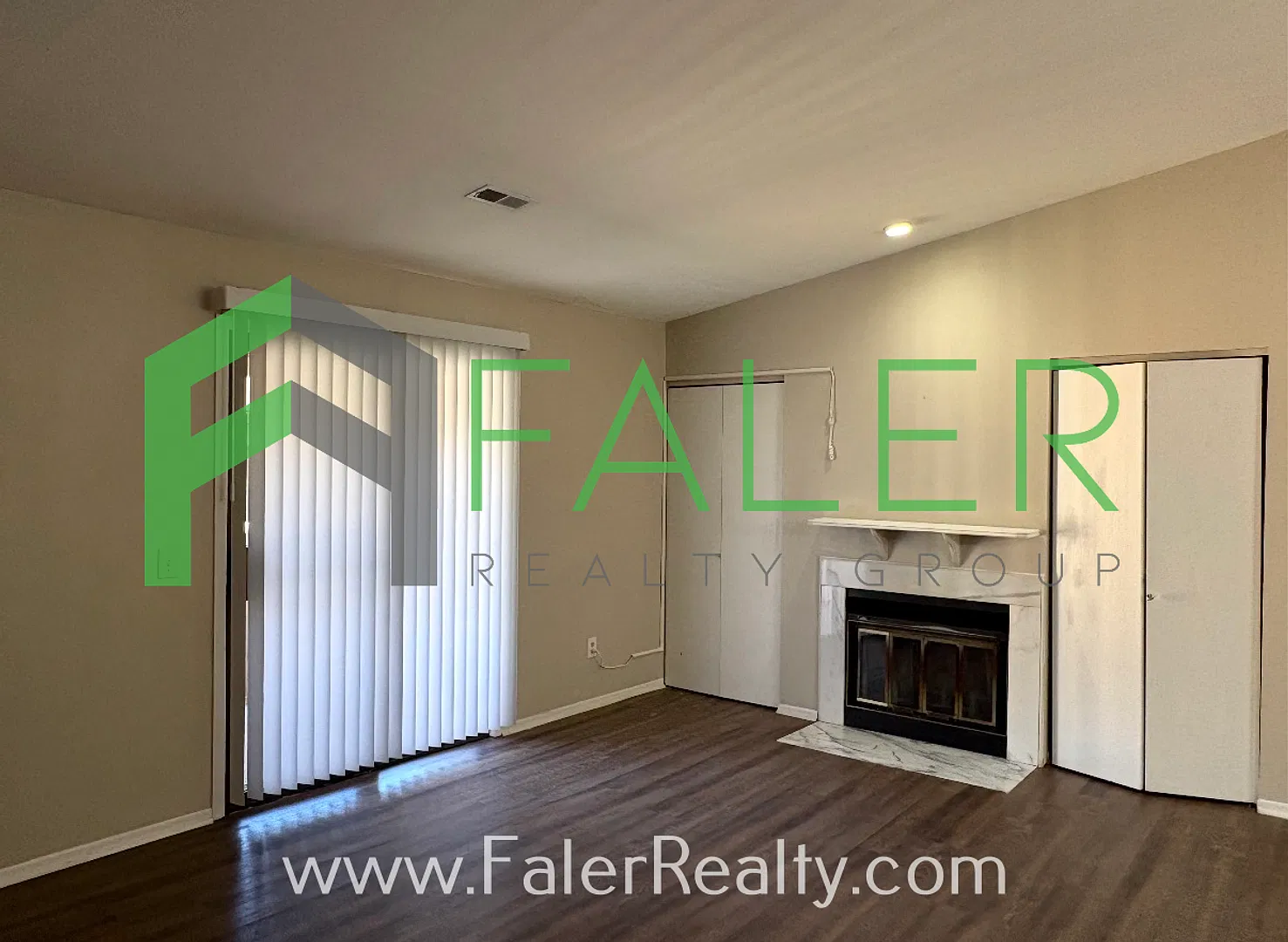 Spacious 2 bedroom condo - Available NOW! — Photo 3