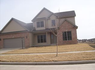 2104 Leahs Ln, Champaign, IL