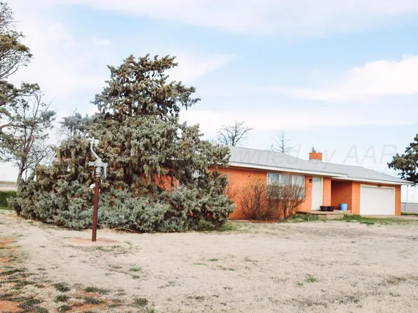 1020 State Highway 207, Floydada, TX 79235