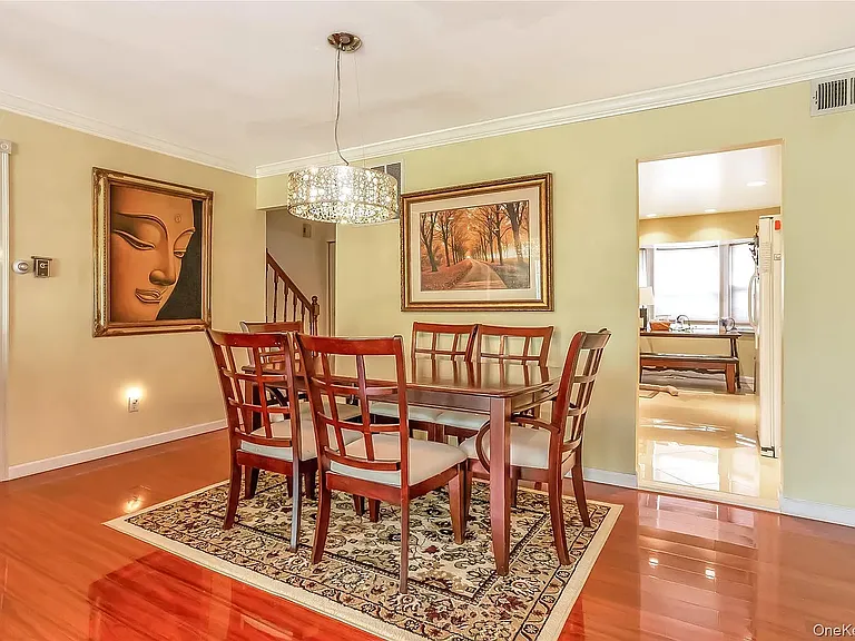 6 Manors Dr — Photo 6